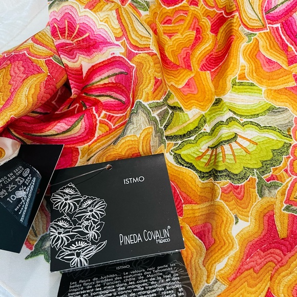 NWT Pineda Covalin silk Scarf beautiful colors - Picture 5 of 6